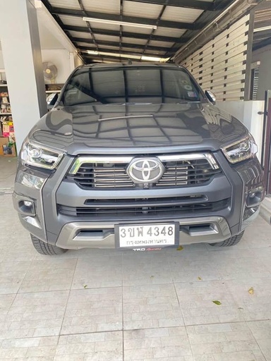 2022 TOYOTA Hilux