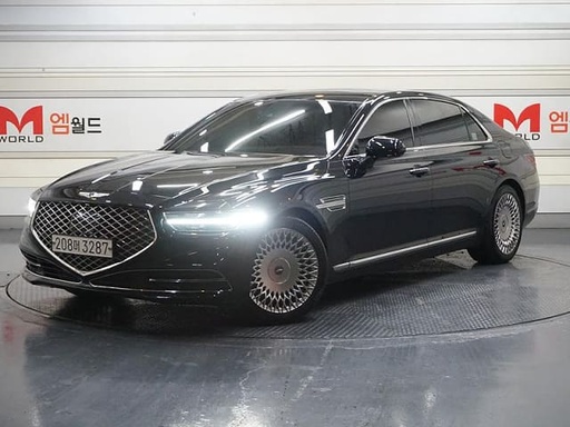 2021 Genesis G90