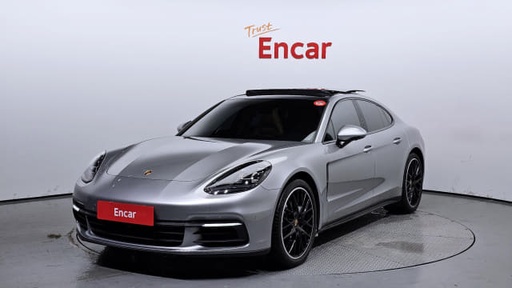 2018 Porsche Panamera