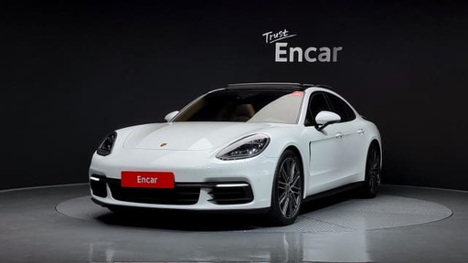 2018 Porsche Panamera
