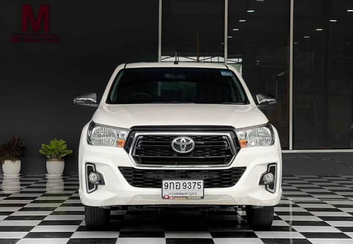 2020 TOYOTA Hilux