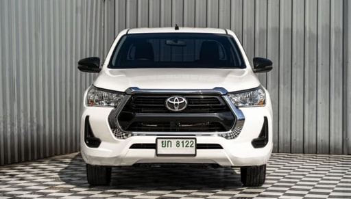 2022 TOYOTA Hilux, 