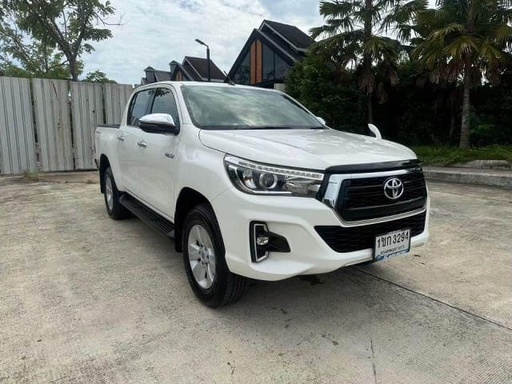 2020 TOYOTA Hilux