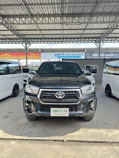 2019 TOYOTA Hilux