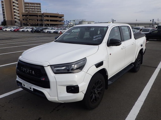 2022 TOYOTA Hilux