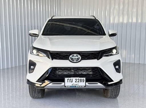 2023 TOYOTA Fortuner