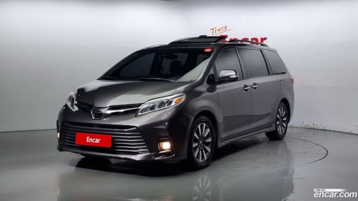 2018 TOYOTA Sienna