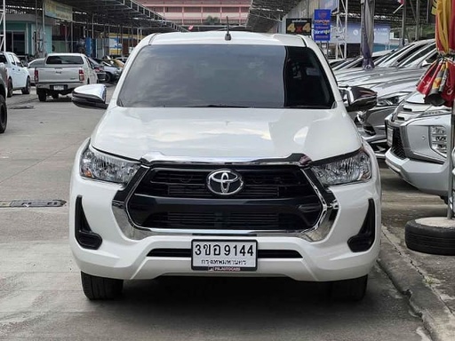 2021 TOYOTA Hilux