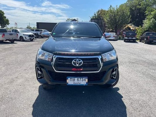 2019 TOYOTA Hilux