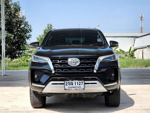 2020 TOYOTA Fortuner