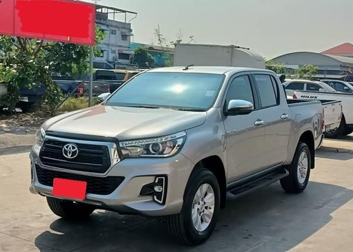 2019 TOYOTA Hilux