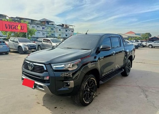 2021 TOYOTA Hilux