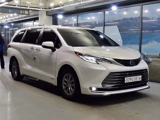 2021 TOYOTA Sienna