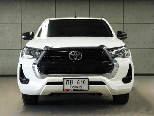 2023 TOYOTA Hilux