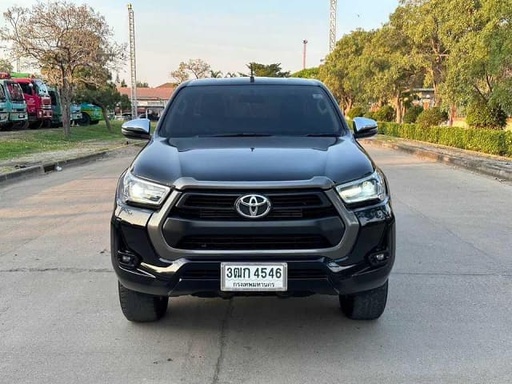 2020 TOYOTA Hilux