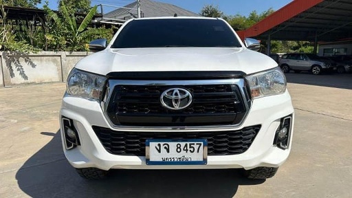 2020 TOYOTA Hilux, 