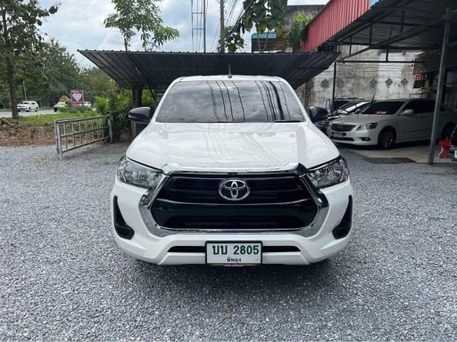 2022 TOYOTA Hilux