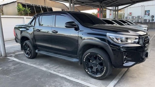 2019 TOYOTA Hilux, 