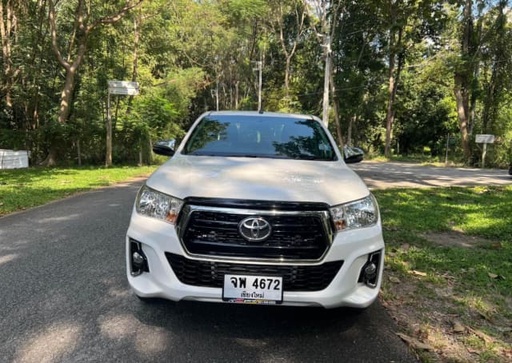 2019 TOYOTA Hilux, 