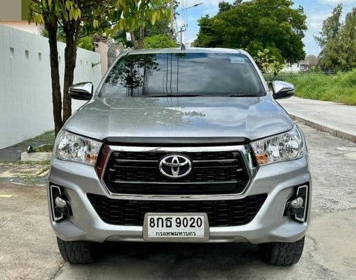 2019 TOYOTA Hilux