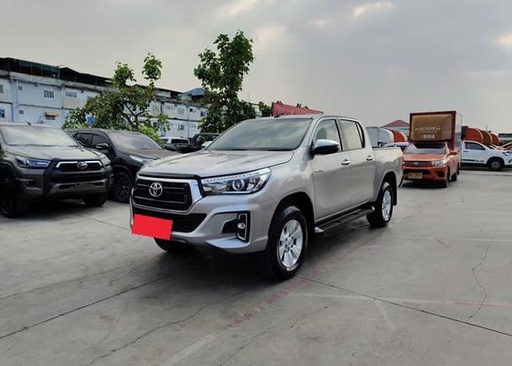 2019 TOYOTA Hilux