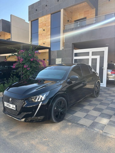 2023 PEUGEOT 208