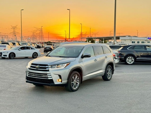 2018 TOYOTA Highlander