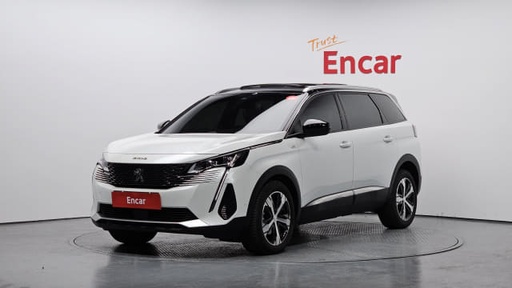 2022 PEUGEOT 5008
