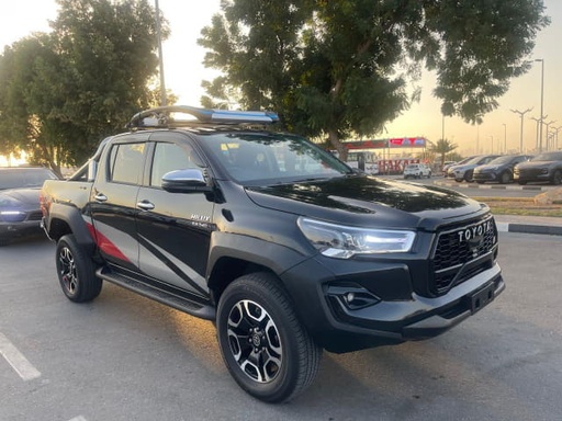 2023 TOYOTA Hilux