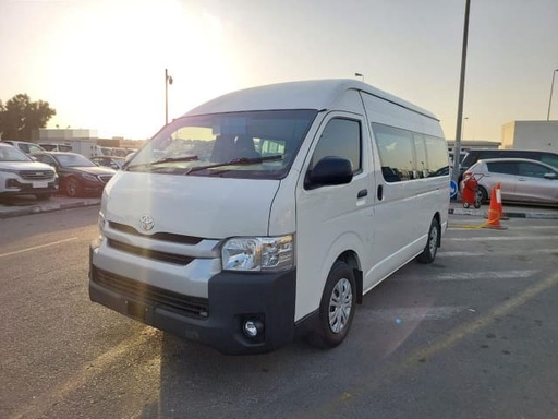 2018 TOYOTA Hiace Commuter