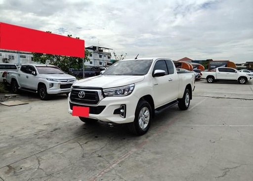 2019 TOYOTA Hilux