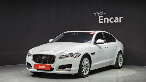 2017 JAGUAR XF