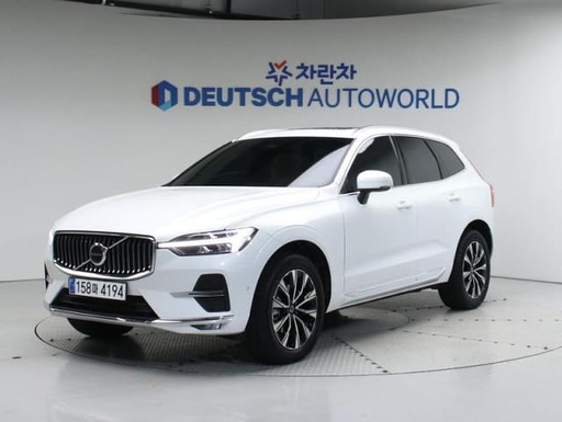 2023 VOLVO XC60