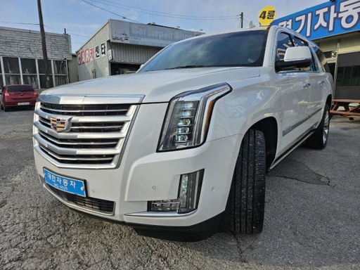 2018 CADILLAC Escalade