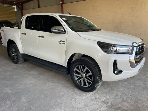 2018 TOYOTA Hilux, 