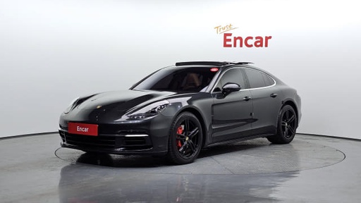 2018 Porsche Panamera
