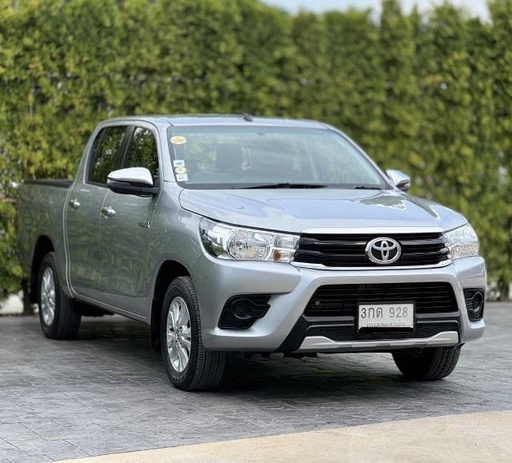 2018 TOYOTA Hilux