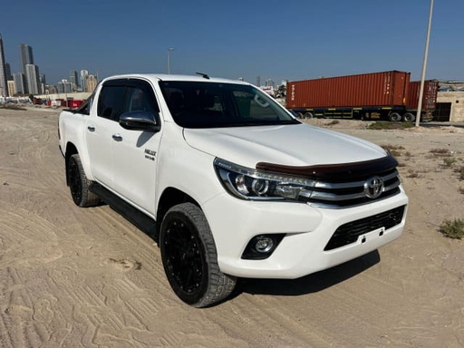 2017 TOYOTA Hilux