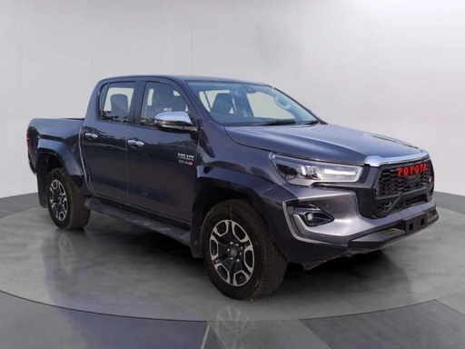 2023 TOYOTA Hilux