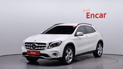 2019 MERCEDES-BENZ GLA-Class