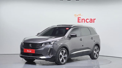 2021 PEUGEOT 5008