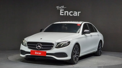 2020 MERCEDES-BENZ E-Class, 