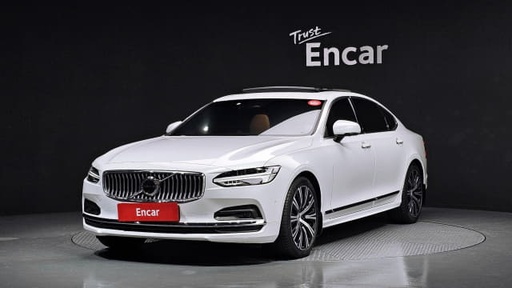 2023 VOLVO S90