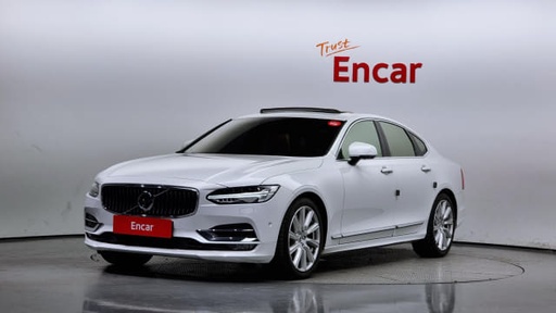 2019 VOLVO S90