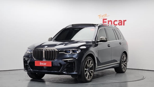 2021 BMW X7