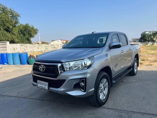 2019 TOYOTA Hilux