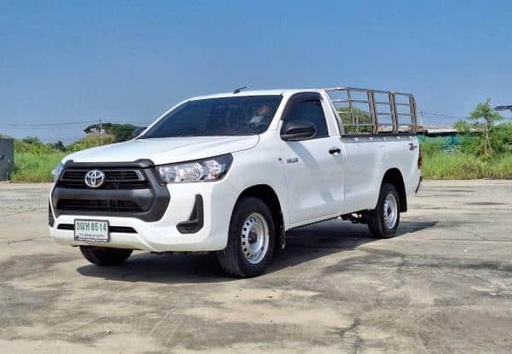 2024 TOYOTA Hilux