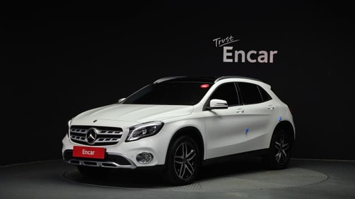 2018 MERCEDES-BENZ GLA-Class