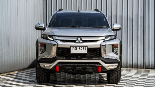 2020 MITSUBISHI Triton