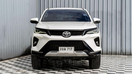 2023 TOYOTA Fortuner